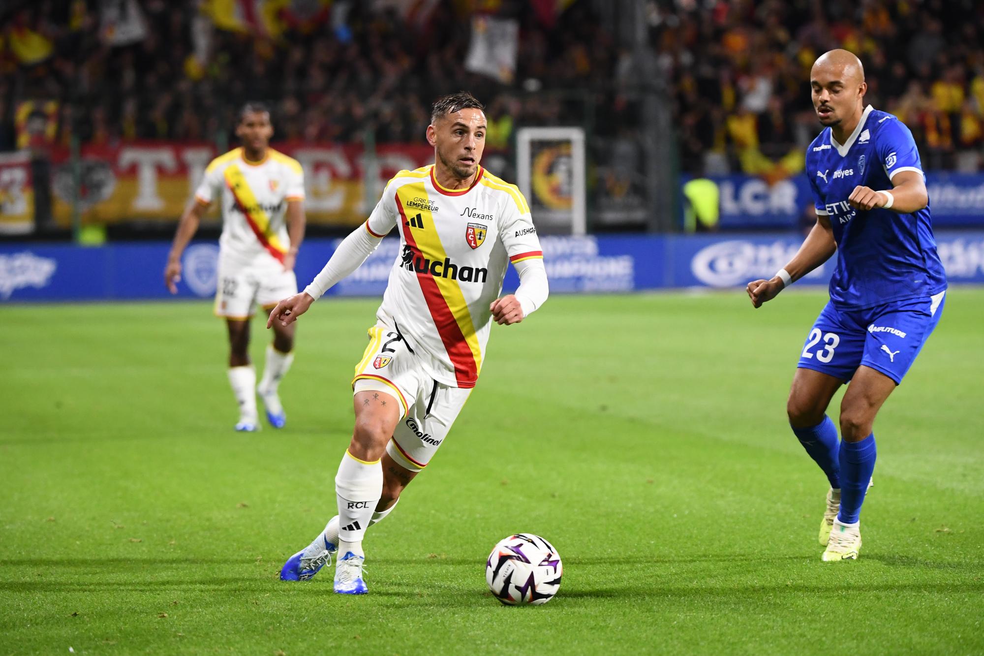Ligue 1 : Lens poursuit sa remontée à Troyes