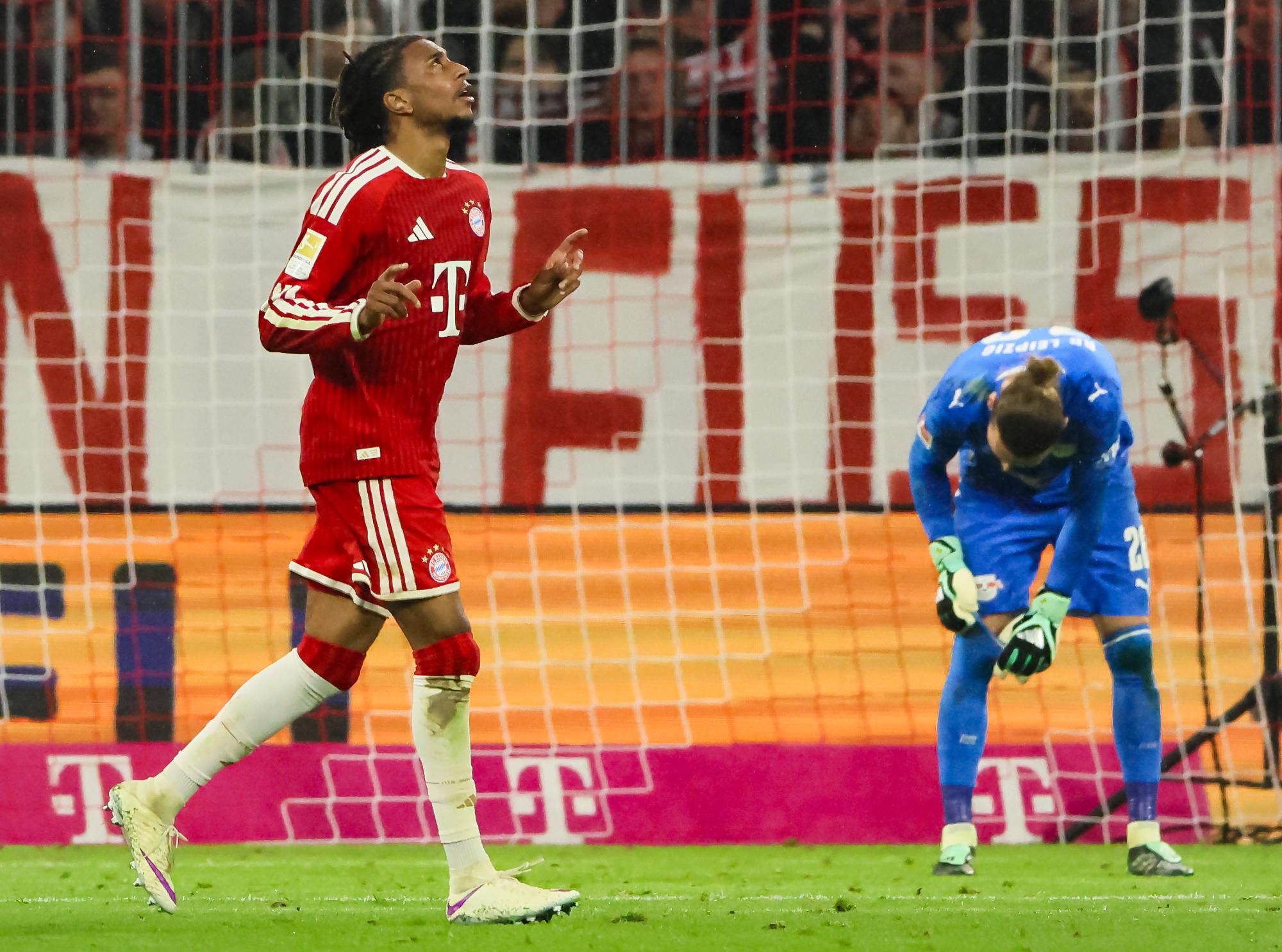 Bayern Munich : Michael Olise pardonné après son carton rouge en Ligue des champions