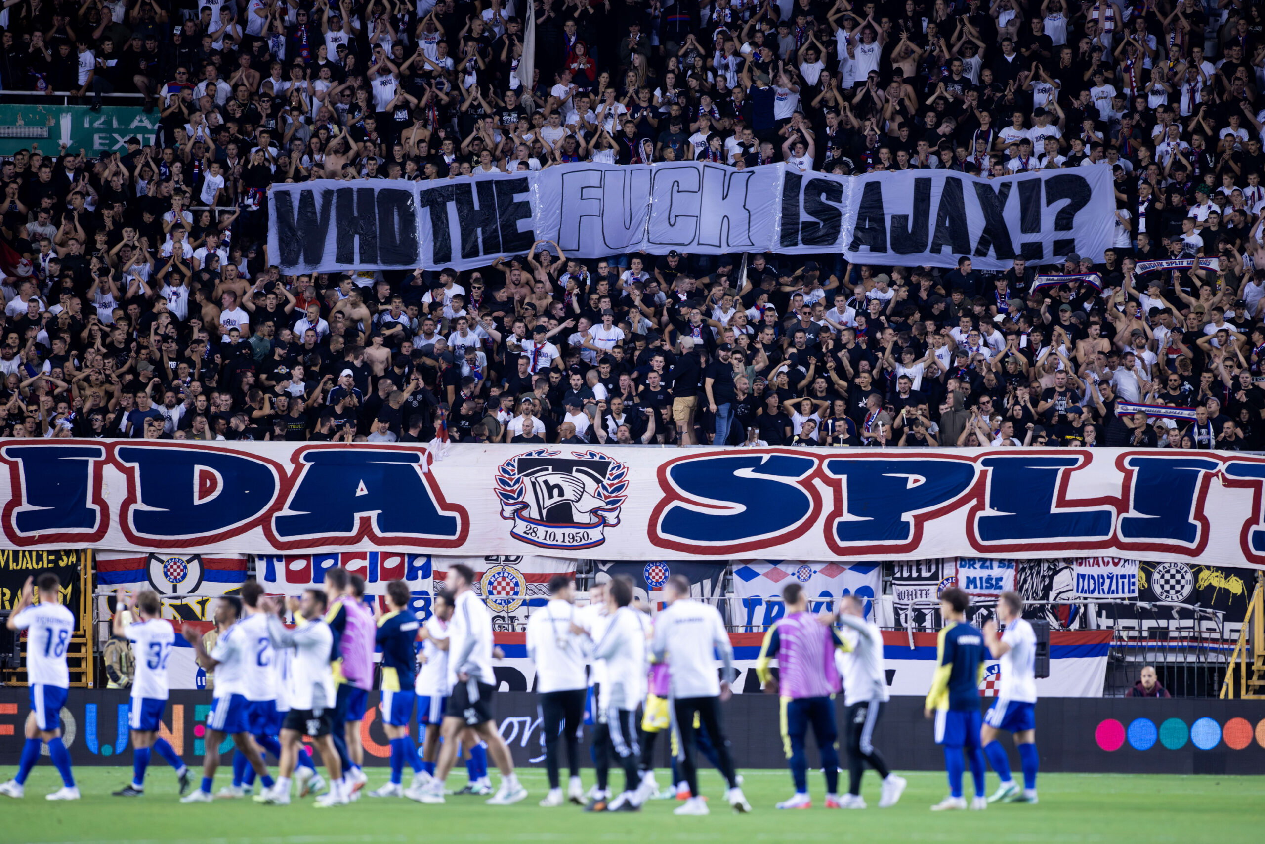 Scandale en Croatie après Hajduk Split-Ajax Amsterdam en Conference League : 23 supporters inculpés pour des slogans pro-nazis