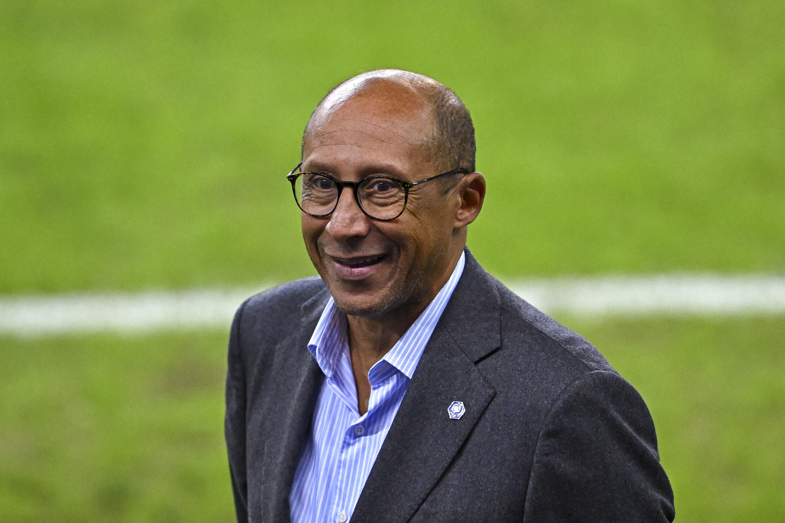 Philippe Diallo, président de la FFF, annonce la généralisation des caméras embarquées sur les arbitres amateurs