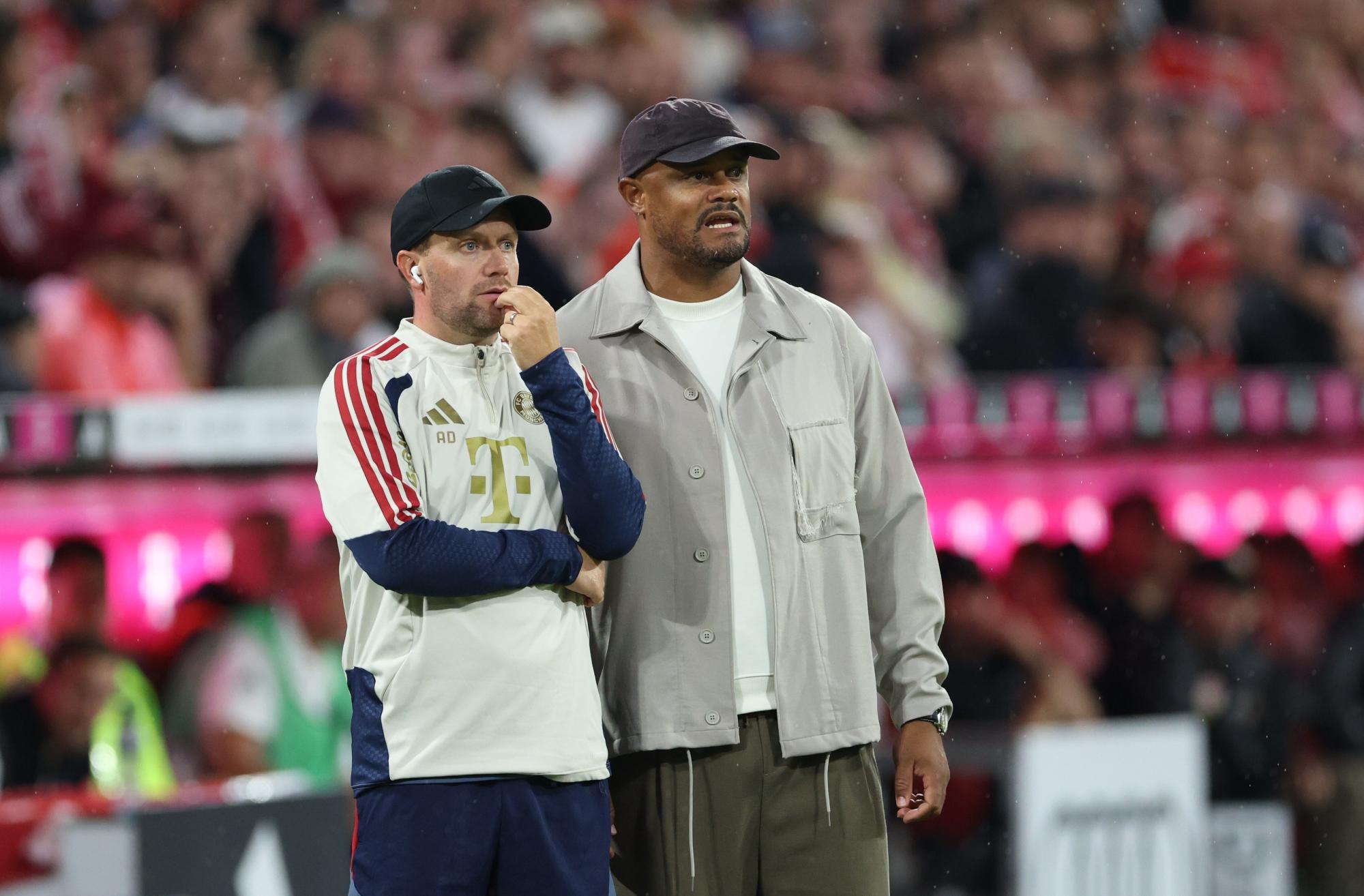 Ligue des champions : L'entraîneur du Bayern Munich Vincent Kompany pourrait manquer le match contre Arsenal et être remplacé par son adjoint Aaron Danks, Joshua Kimmich également absent
