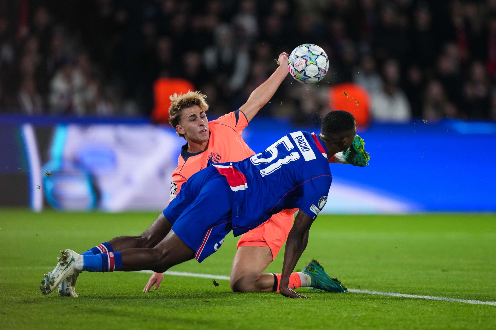 Willian Pacho : une nouvelle performance de haut vol pour un des tout meilleurs au monde