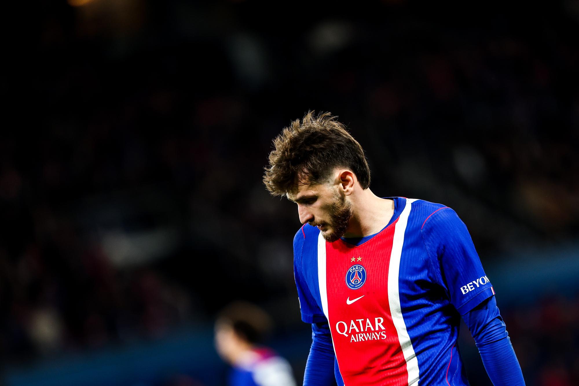 Ligue 1 : Mika Godts, Maghnes Akliouche, quel joueur Luis Enrique va-t-il appeler pour remplacer Khvicha Kvaratskhelia au Paris Saint-Germain ?