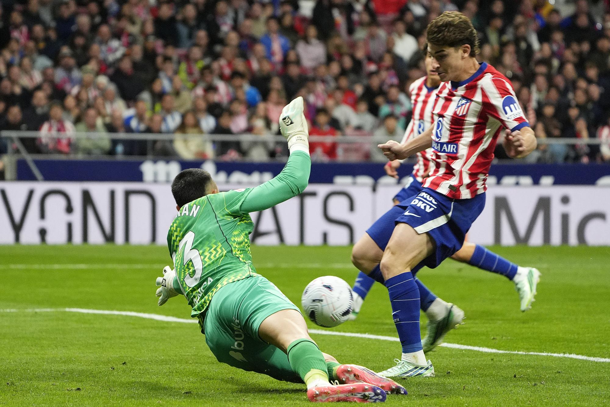 Liga : Décisif face à la Corogne, Julián Álvarez s'est excusé auprès des supporters de l'Atlético après son vrai-faux départ au FC Barcelone durant l'été