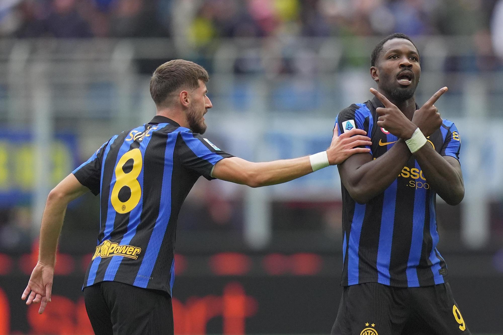 Serie A : L'Inter Milan climatise la Fiorentina avec une remontada en huit minutes et récupère la première place du classement