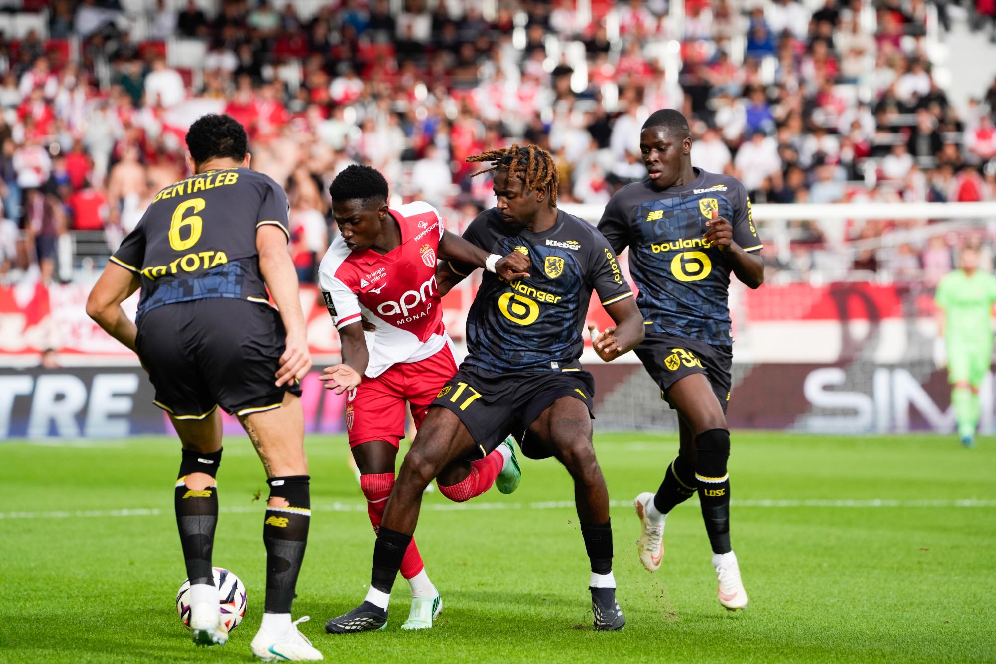 Ligue 1 : Monaco et Lille se neutralisent, statut quo en tête du classement du championnat
