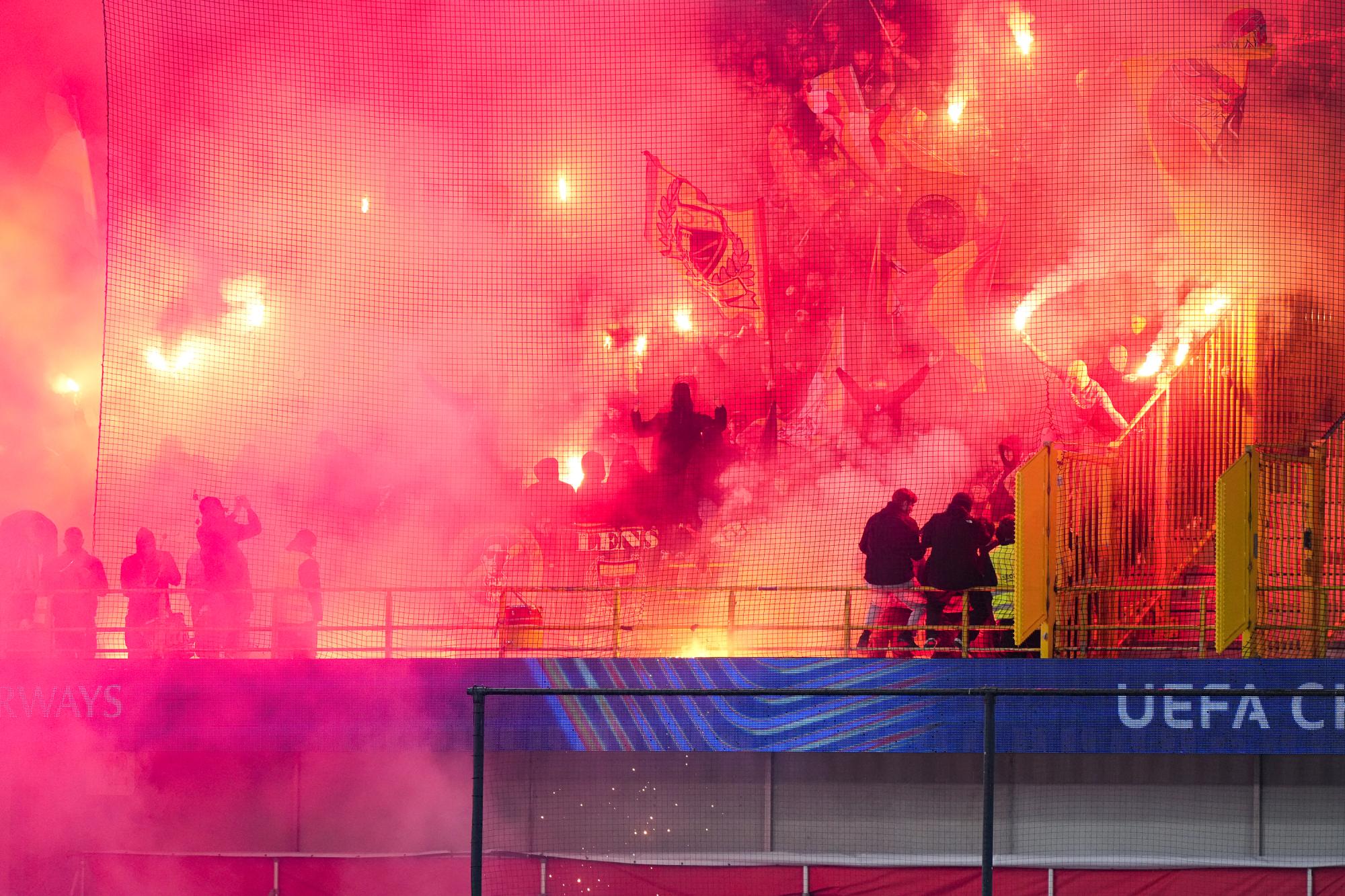 Après les incidents de Bruges, Lens pourrait priver ses supporters du derby contre Lille
