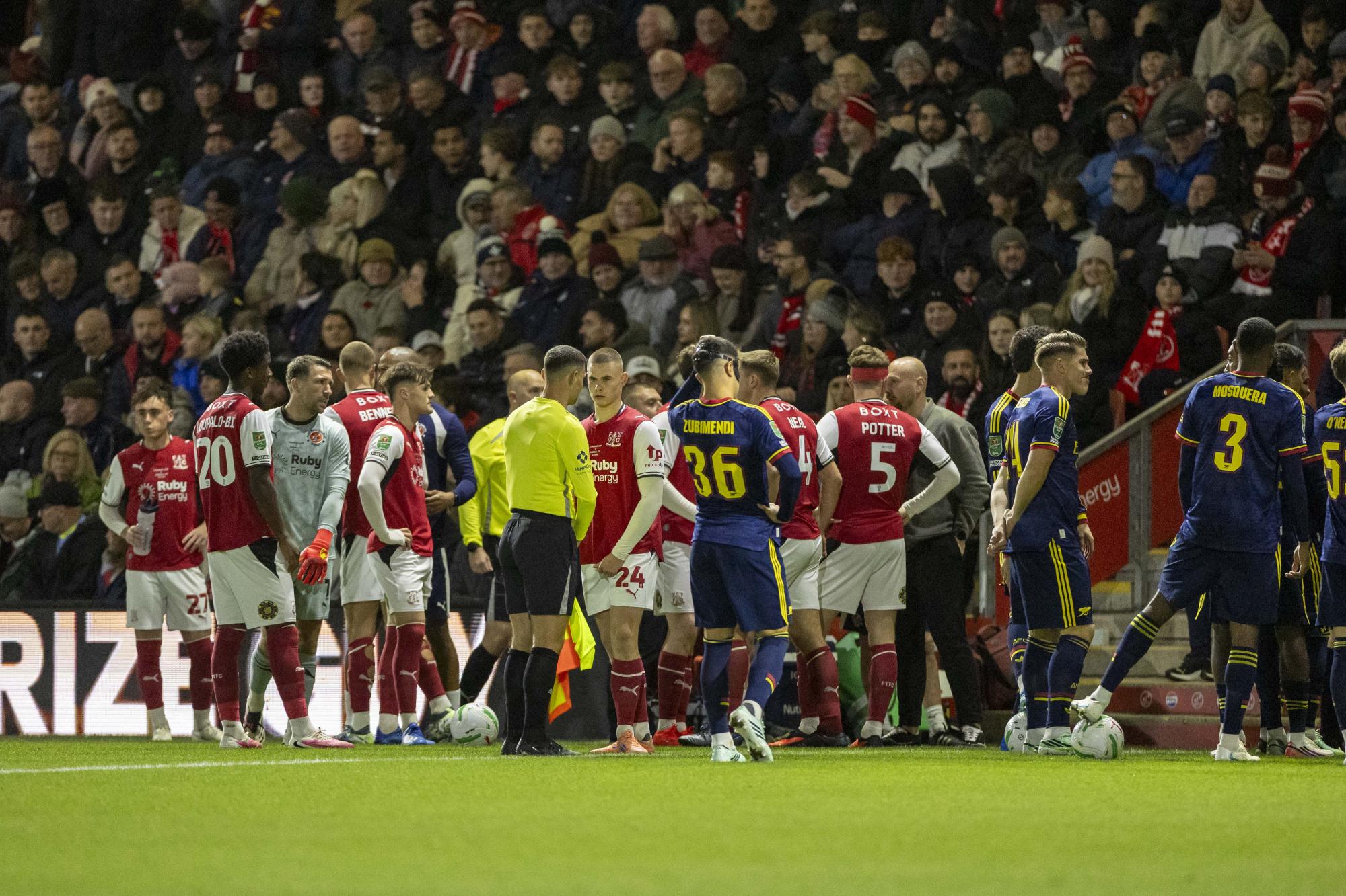 Fleetwood-Arsenal interrompu plusieurs minutes à cause d'un drone