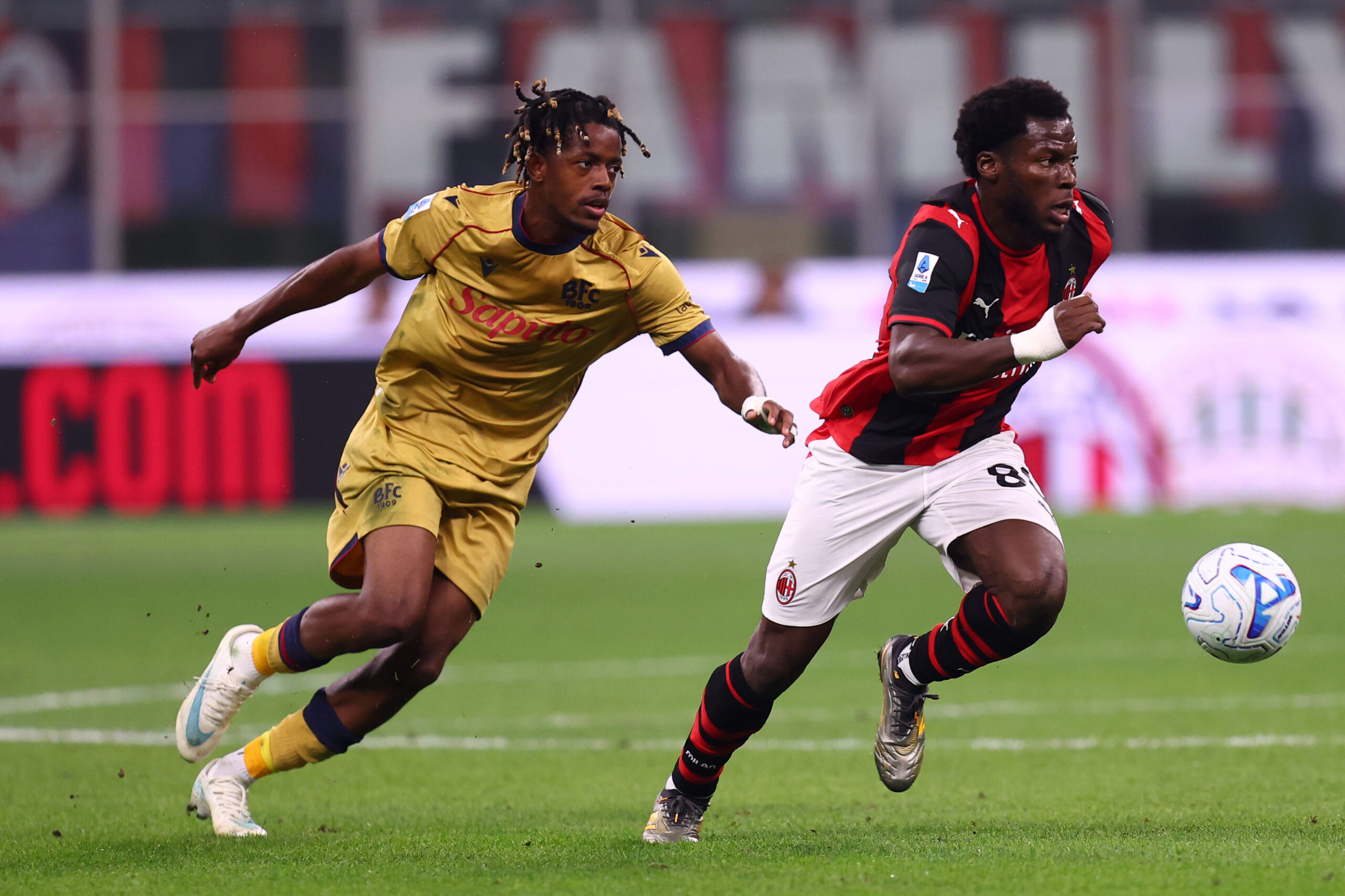 Serie A : hold-up de l'Inter de Marcus Thuram, mauvaise opération du Milan après un triplé de Samuel Mbangula