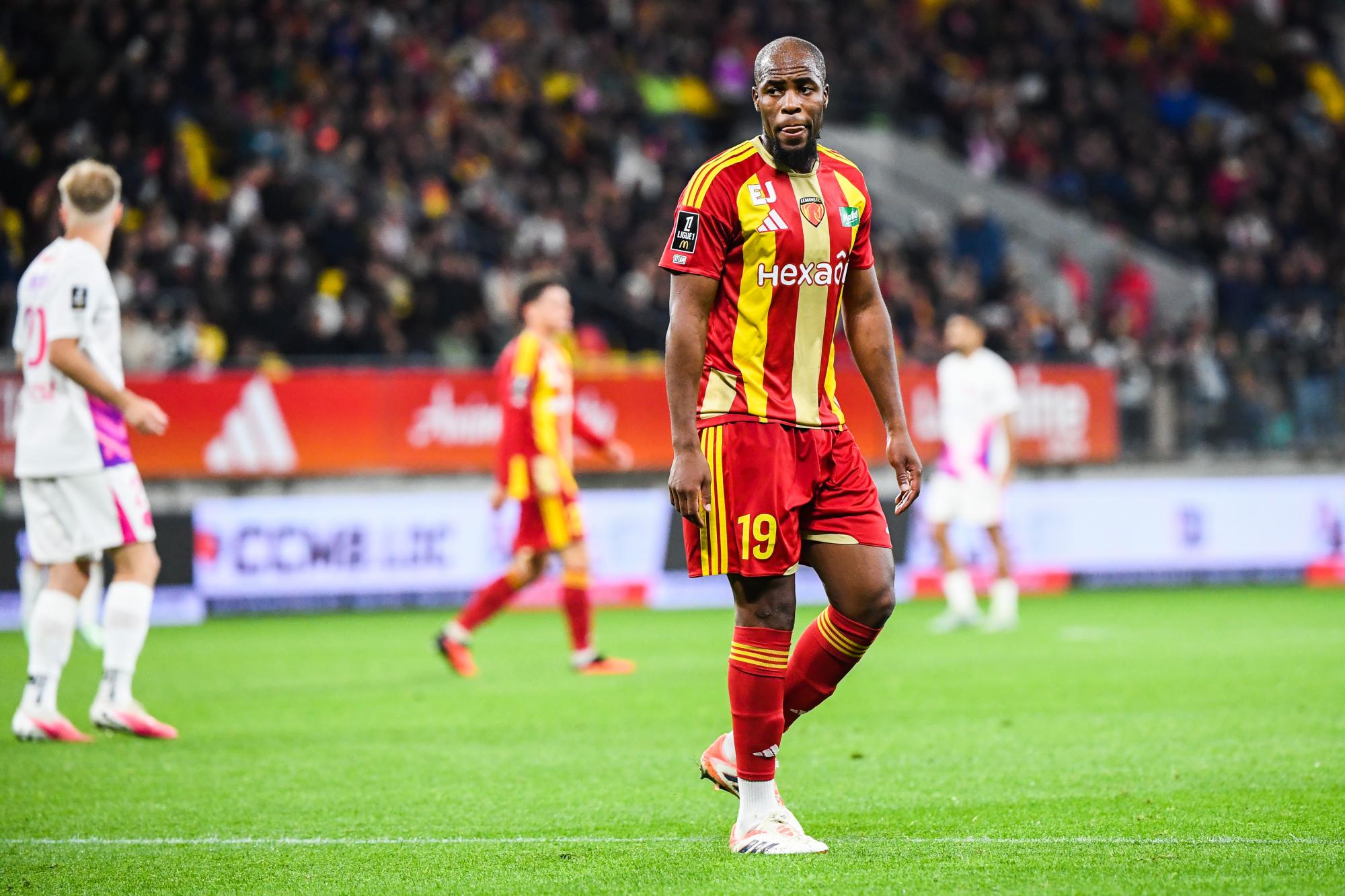 Ligue 1 : touché au deuxième métatarsien, Djibril Sidibé manquera au moins les deux prochaines rencontres du Mans